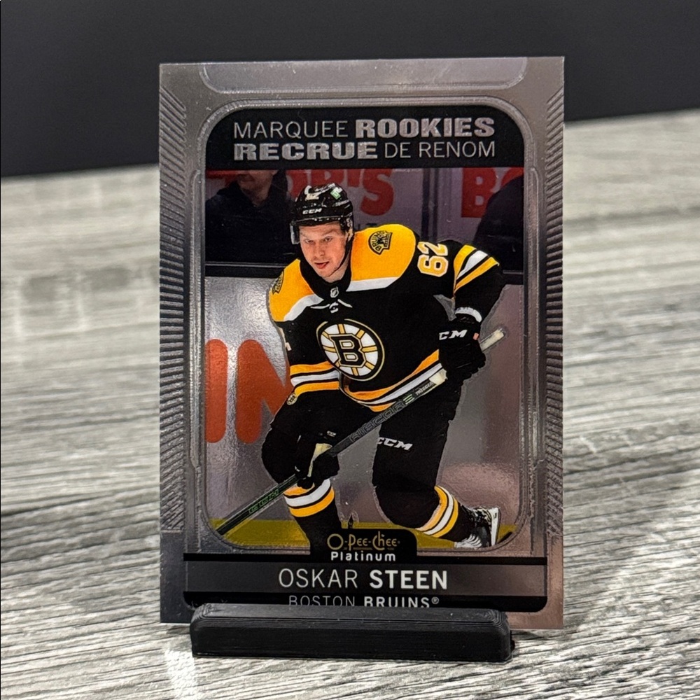 NHL | 2021-22 O-Pee-Chee Platinum Hockey #236: Boston Bruins: Oskar Steen - Card